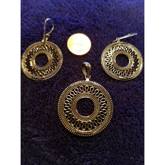 Sterling Silver Pendant and earring set circle J100325 - Picture 3 of 5